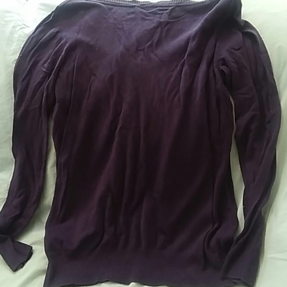 (3/$40) Purple V-neck Sweater - Picture 5 of 5